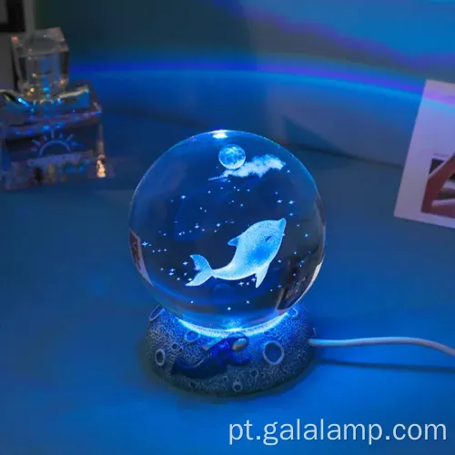 Luz noturna de bola de cristal cintilante